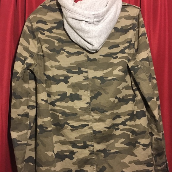 Like new - Picture 2 of 3